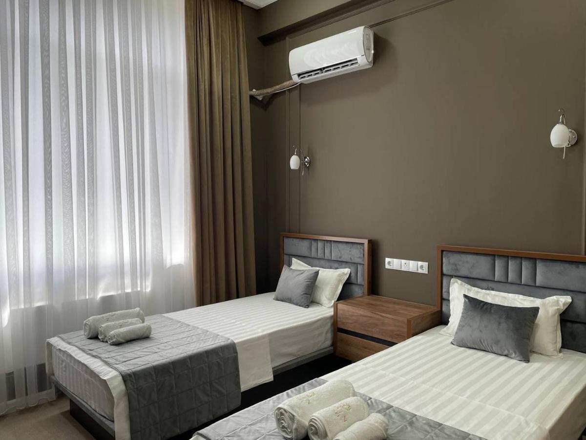 Emin Hotel 페르가나 외부 사진